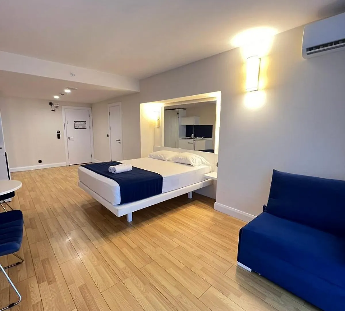 ***** Hotel Апартаменты Студия С Видом На Море В Комплексе - Orbi City N1 Batumi Georgia