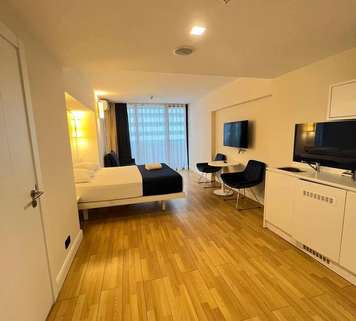 Апартаменты Студия С Видом На Море В Комплексе - Orbi City N1 Batumi Hotel